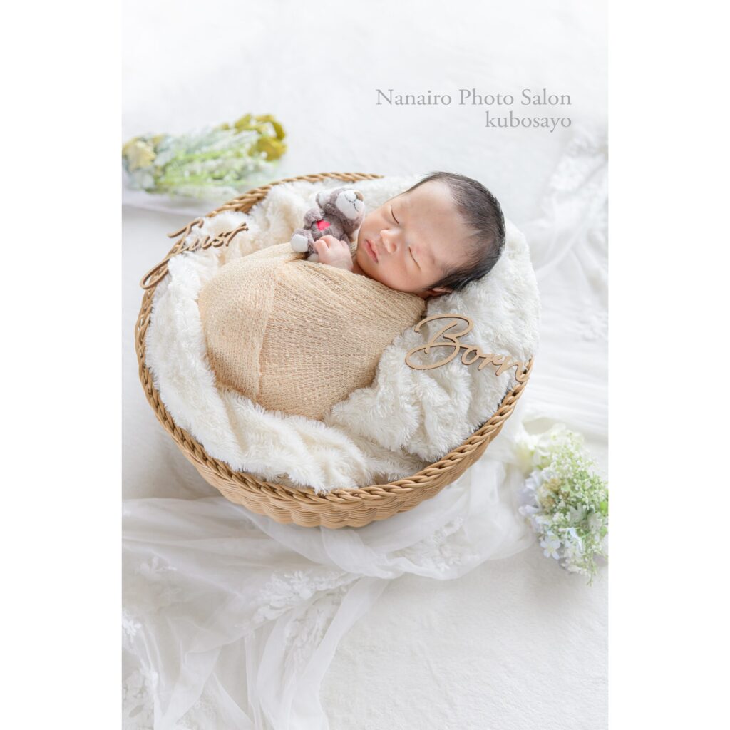 ナチュラルなニューボーンフォト。一生モノの記念をさいたま市・練馬区のご自宅で